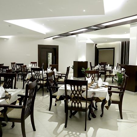 Rydges Inn Kottakkal Exterior photo