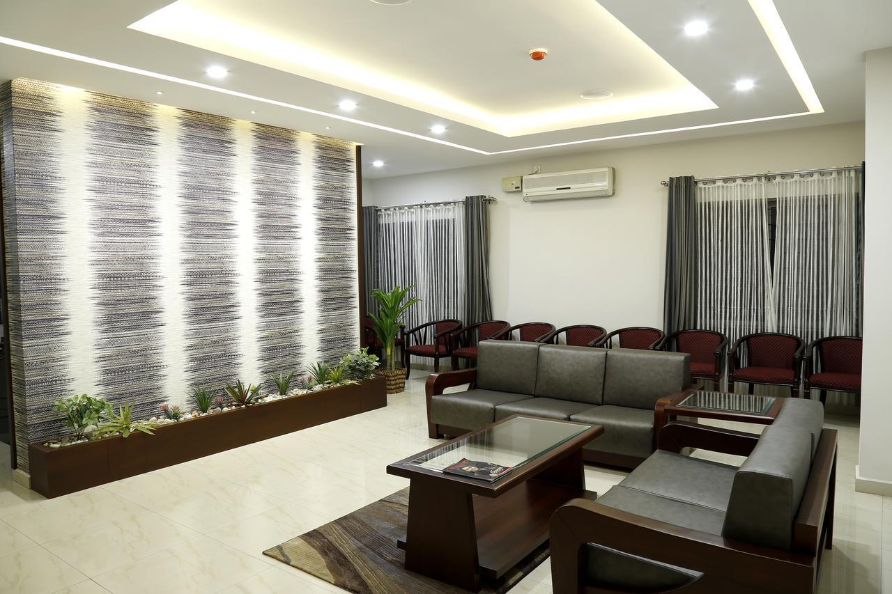 Rydges Inn Kottakkal Exterior photo