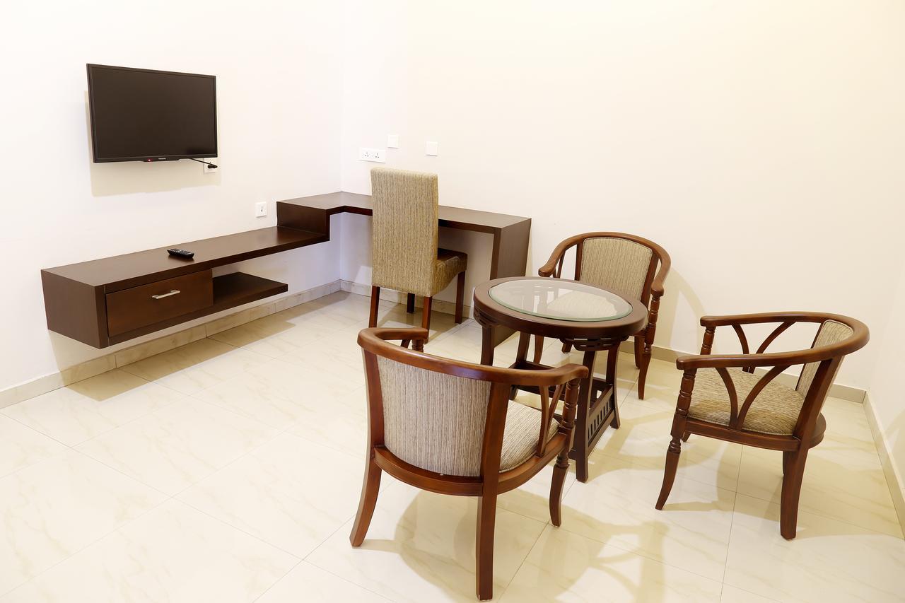 Rydges Inn Kottakkal Exterior photo